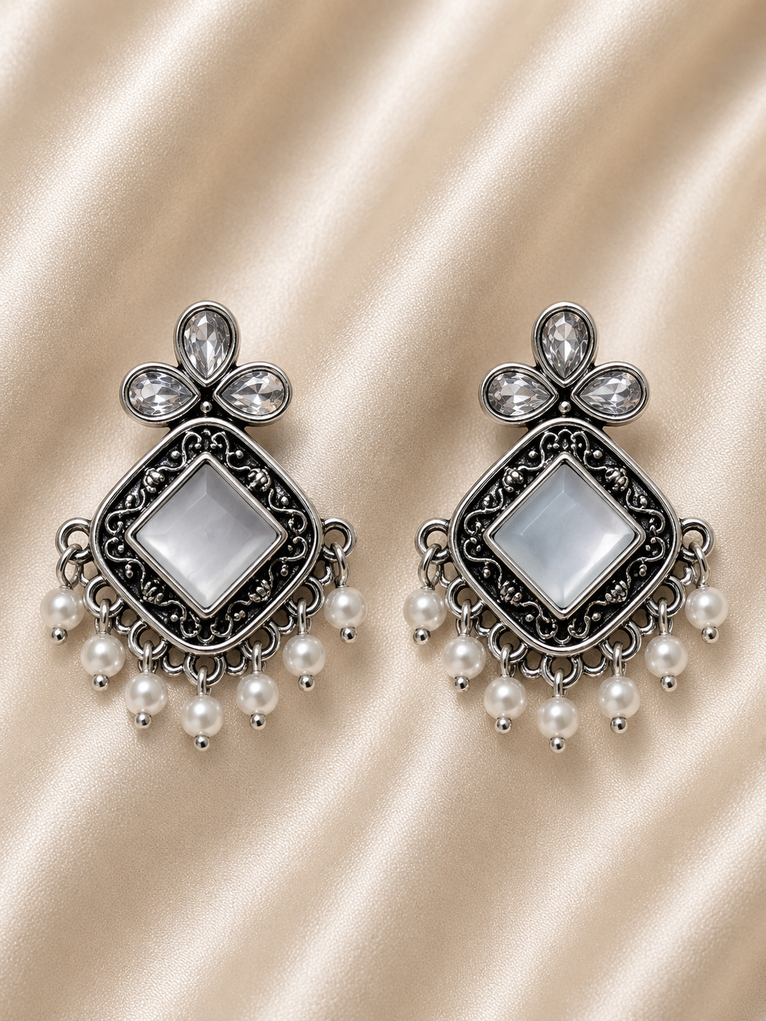 Vintage Royale Pearl Drop Earrings