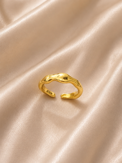 Liora Wave Ring