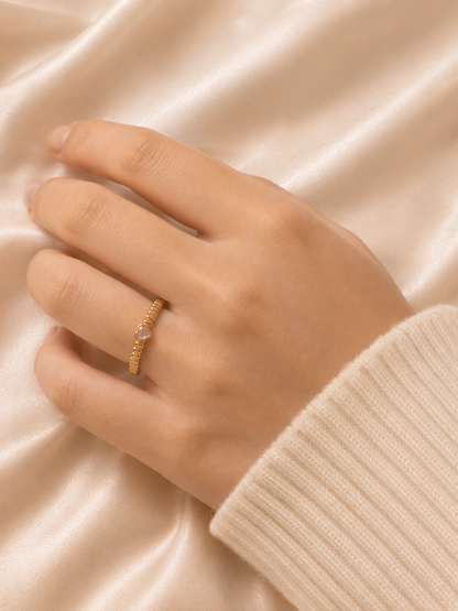 Aurielle Heartline Gold Ring