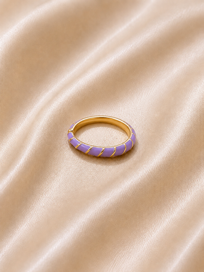 Lavande Aura Gold Ring