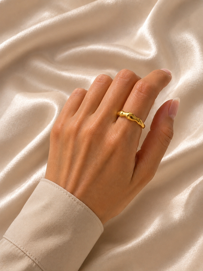 Liora Wave Ring