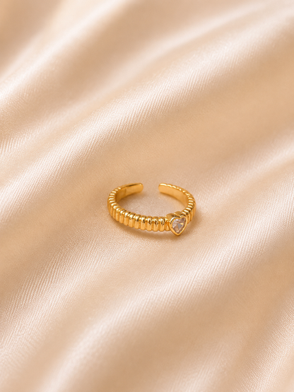 Aurielle Heartline Gold Ring