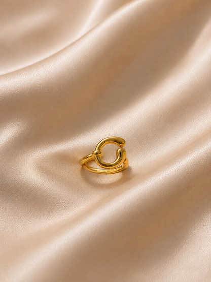 Lunelle Loop Ring