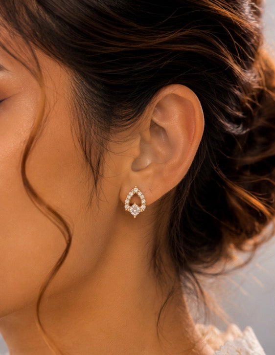 Crystal Dewdrop Studs