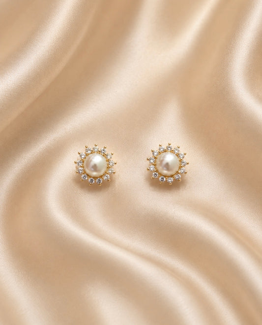 Pearl Radiance Studs