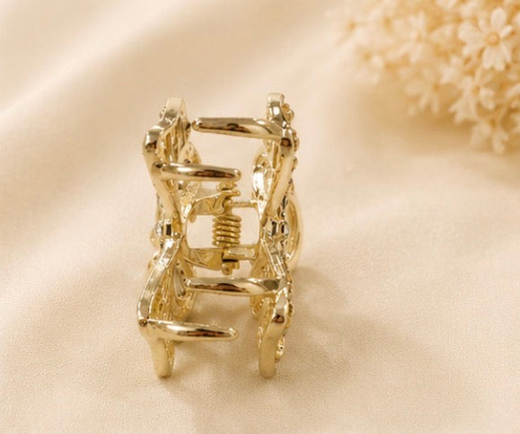 Pearl Bow Luxe Hair Claw