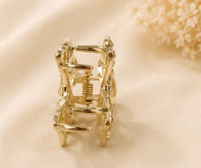 Pearl Bow Luxe Hair Claw
